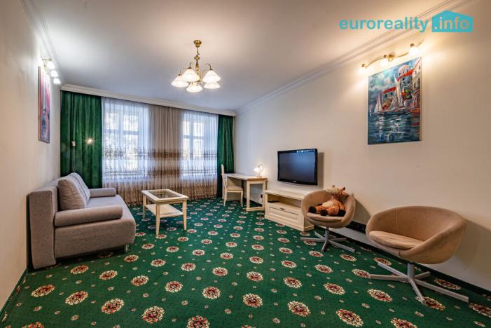 Pronájem apartmánu, Karlovy Vary, Libušina, 325 m2