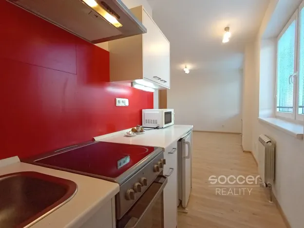 Pronájem bytu 1+kk, Praha - Letňany, Frýdecká, 30 m2