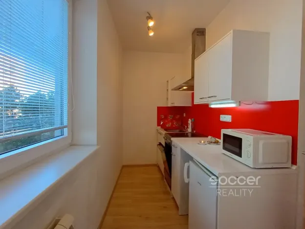 Pronájem bytu 1+kk, Praha - Letňany, Frýdecká, 30 m2