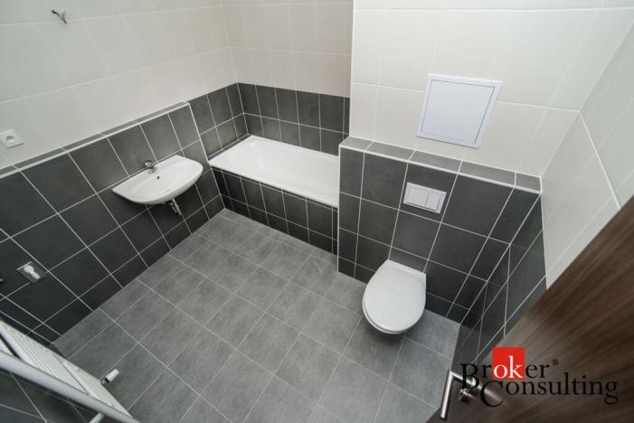 Pronájem bytu 2+kk, Kladno, Jaroslava Holečka, 56 m2