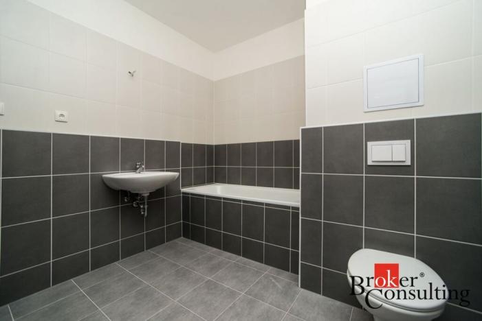 Pronájem bytu 2+kk, Kladno, Jaroslava Holečka, 56 m2