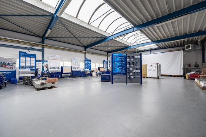 Pronájem obchodního prostoru, Vestec, Vídeňská, 271 m2