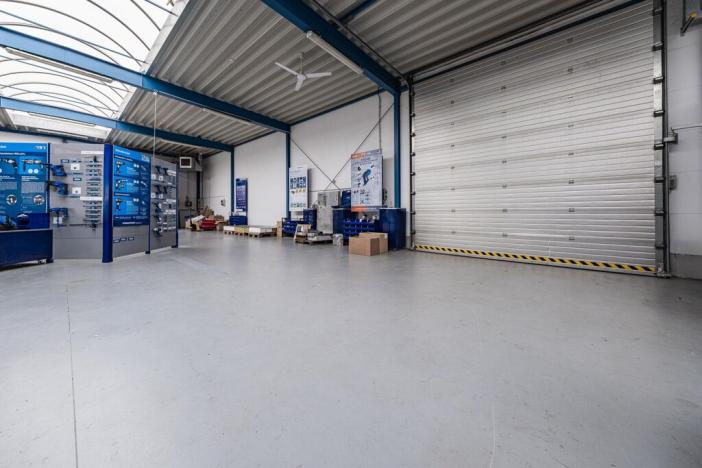 Pronájem obchodního prostoru, Vestec, Vídeňská, 271 m2