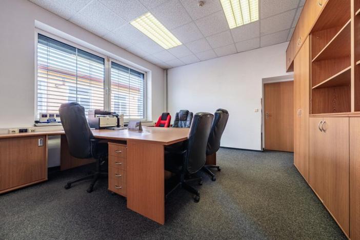 Pronájem obchodního prostoru, Vestec, Vídeňská, 271 m2