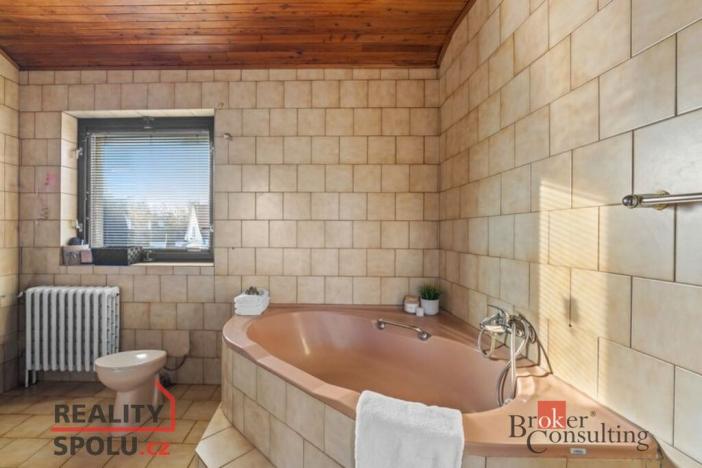 Prodej rodinného domu, Hradec Králové, 250 m2