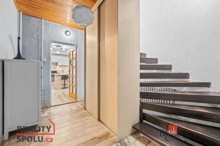 Prodej rodinného domu, Hradec Králové - Pražské Předměstí, Na Okrouhlíku, 250 m2