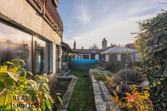 Prodej rodinného domu, Hradec Králové - Pražské Předměstí, Na Okrouhlíku, 250 m2