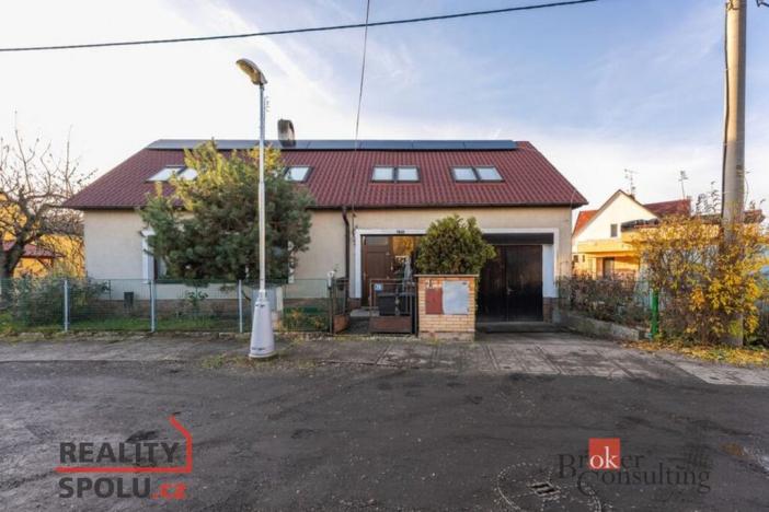 Prodej rodinného domu, Hradec Králové - Pražské Předměstí, Na Okrouhlíku, 250 m2