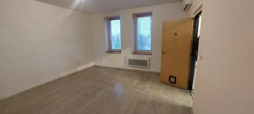 Prodej bytu 2+1, Staré Město, Nádražní, 60 m2