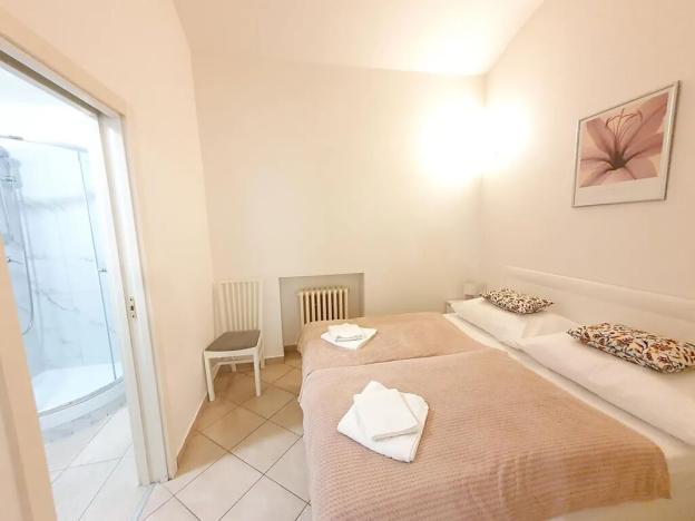 Pronájem bytu 2+kk, Praha - Nové Město, Ostrovní, 30 m2