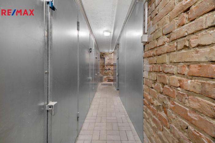 Pronájem bytu 2+1, Praha - Žižkov, Biskupcova, 47 m2