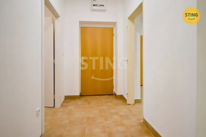 Pronájem kanceláře, Hodonín, Brandlova, 54 m2