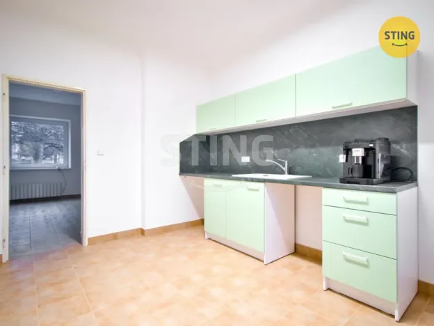 Pronájem kanceláře, Hodonín, Brandlova, 54 m2