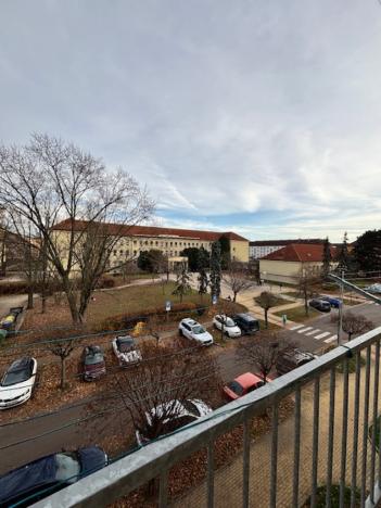 Pronájem bytu 2+1, Pardubice, Benešovo náměstí, 59 m2