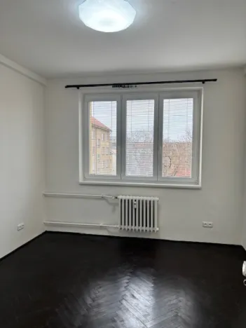 Pronájem bytu 2+1, Pardubice, Benešovo náměstí, 59 m2