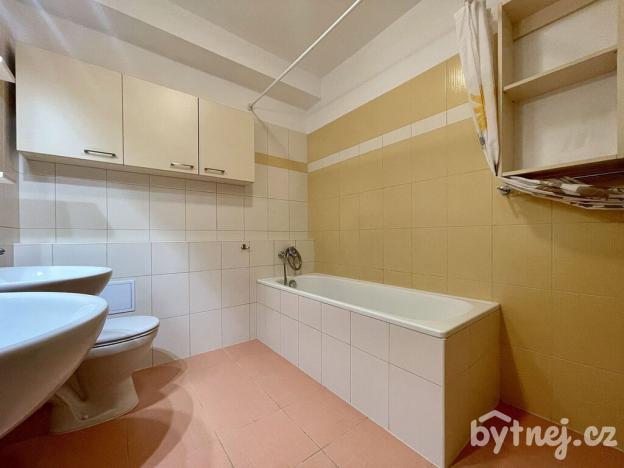 Pronájem bytu 3+kk, Olomouc - Neředín, Okružní, 67 m2