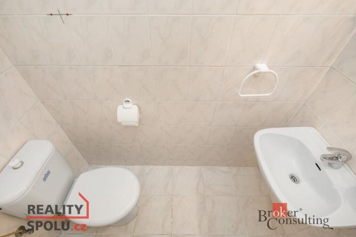 Pronájem bytu 2+1, Liberec - Liberec I-Staré Město, Husova, 59 m2