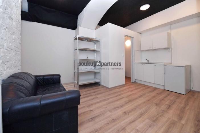 Prodej bytu 1+kk, Praha - Libeň, Zenklova, 19 m2