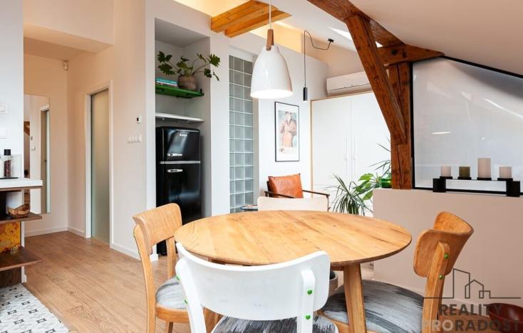 Pronájem bytu 1+kk, Praha - Bubeneč, Čs. armády, 52 m2