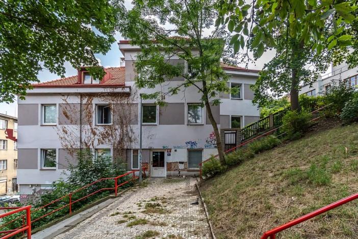 Pronájem bytu 2+kk, Praha - Košíře, Fabiánova, 49 m2