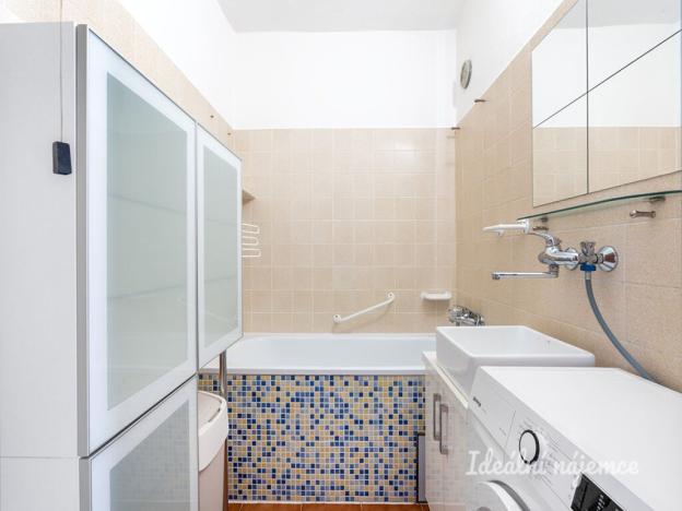 Pronájem bytu 2+kk, Praha - Podolí, Hudečkova, 49 m2