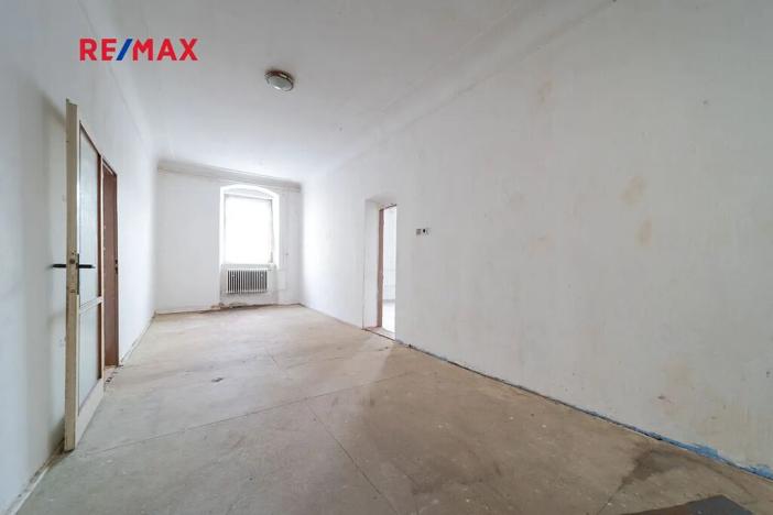 Prodej činžovního domu, Staré Město, nám. Osvobození, 444 m2