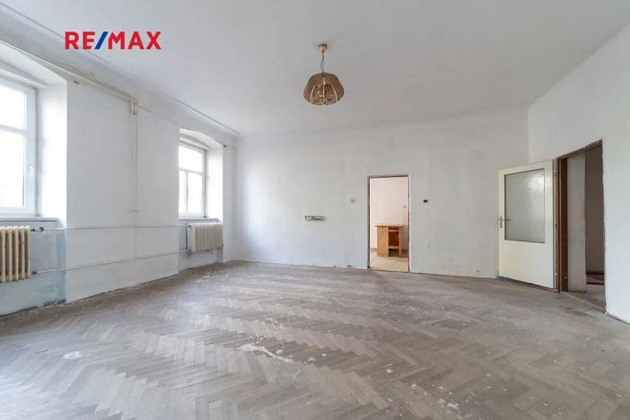 Prodej činžovního domu, Staré Město, nám. Osvobození, 444 m2