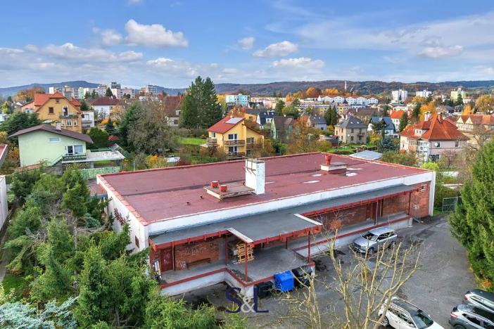 Prodej obchodního prostoru, Nový Bor, Hálkova, 650 m2