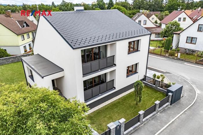 Prodej vily, Jindřichův Hradec, Spojovací, 183 m2