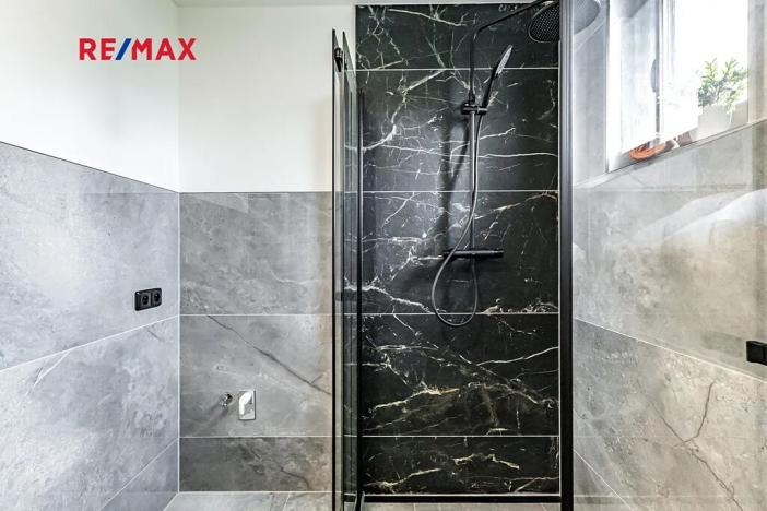 Prodej vily, Jindřichův Hradec, Spojovací, 183 m2