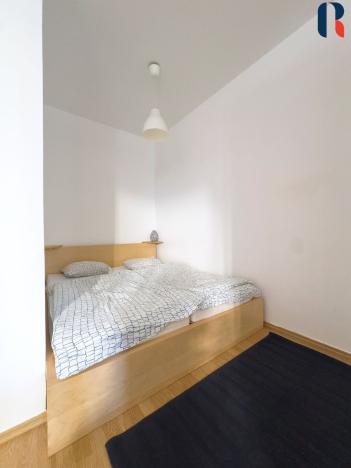 Prodej bytu 1+kk, Praha - Žižkov, Roháčova, 40 m2