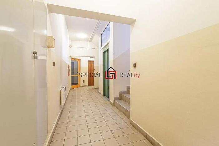 Prodej obchodního prostoru, Ostrava, U Staré elektrárny, 533 m2