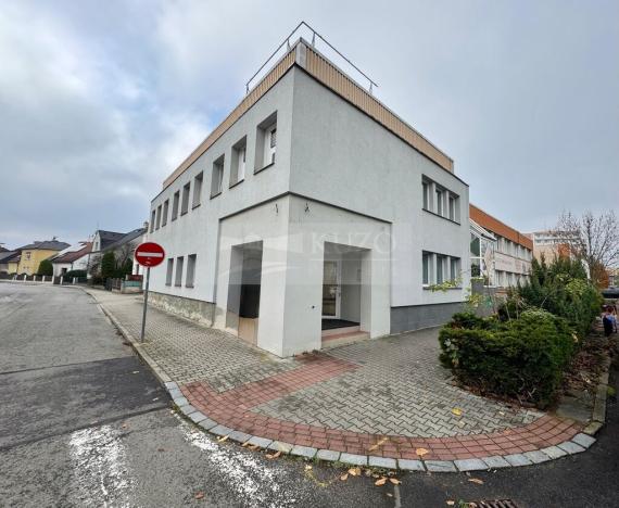 Pronájem kanceláře, Mladá Boleslav - Mladá Boleslav II, Máchova, 291 m2