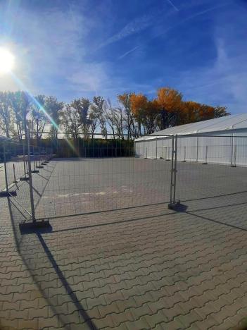 Pronájem komerčního pozemku, Líbeznice, 700 m2