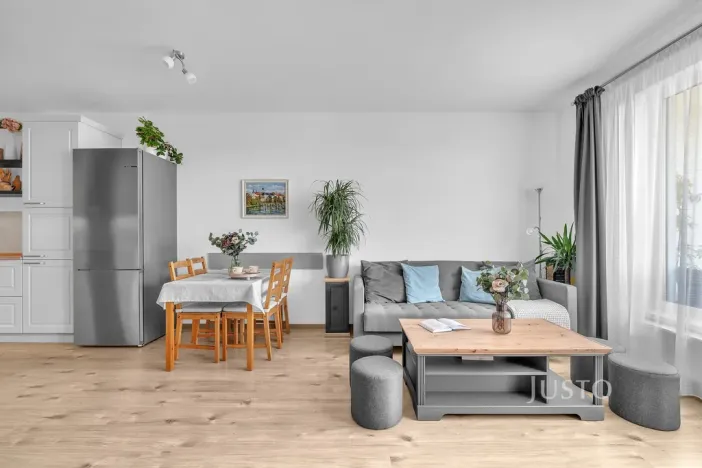 Prodej bytu 2+kk, Praha, U konečné, 61 m2