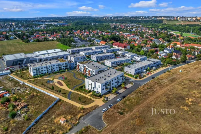 Prodej bytu 2+kk, Praha, U konečné, 61 m2
