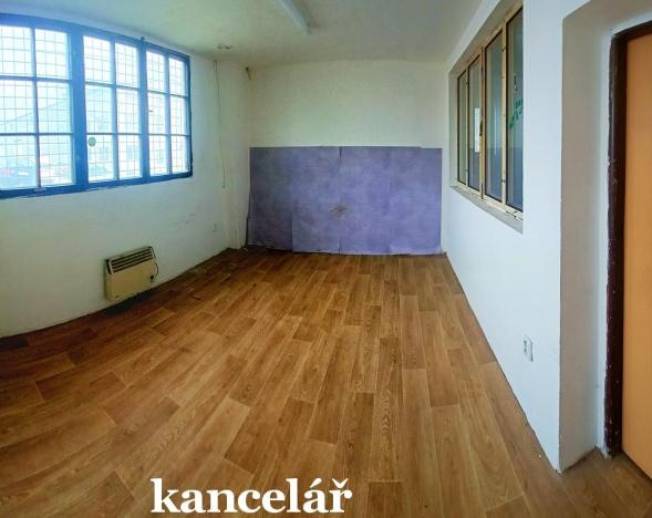 Pronájem skladu, Jílové u Prahy, Masarykovo náměstí, 500 m2