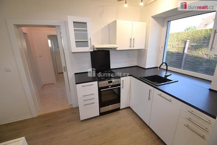 Pronájem rodinného domu, Jesenice, Na Veselí, 150 m2