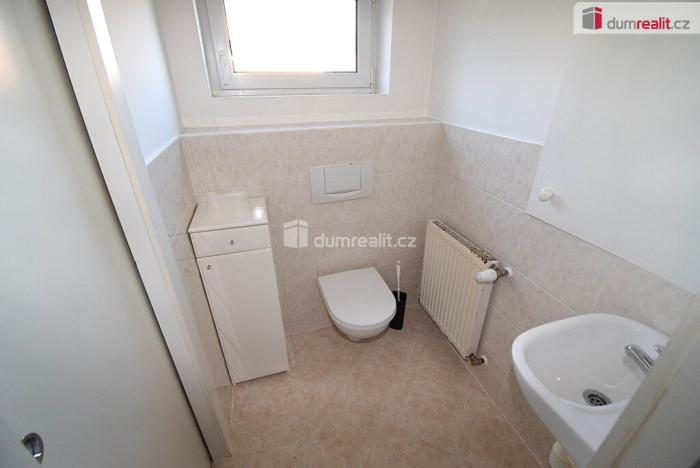 Pronájem rodinného domu, Jesenice, Na Veselí, 150 m2