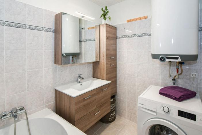 Prodej bytu 3+kk, Veleň, U Sluh, 77 m2