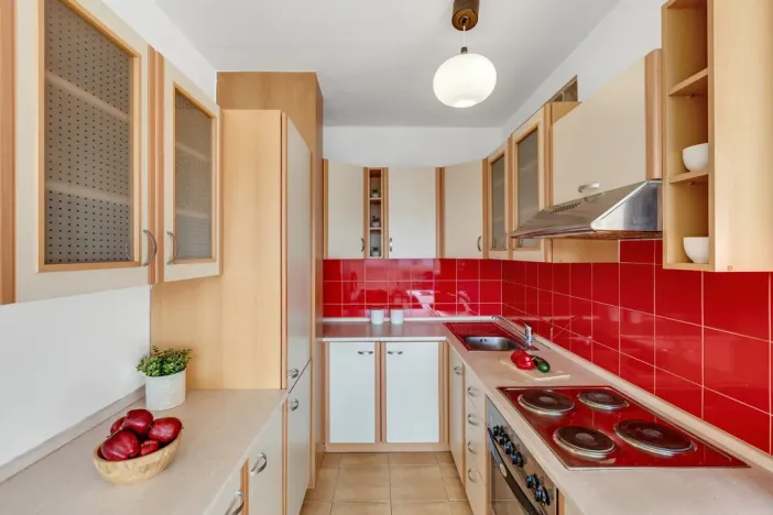 Prodej bytu 2+kk, Praha - Bohnice, Zelenohorská, 42 m2