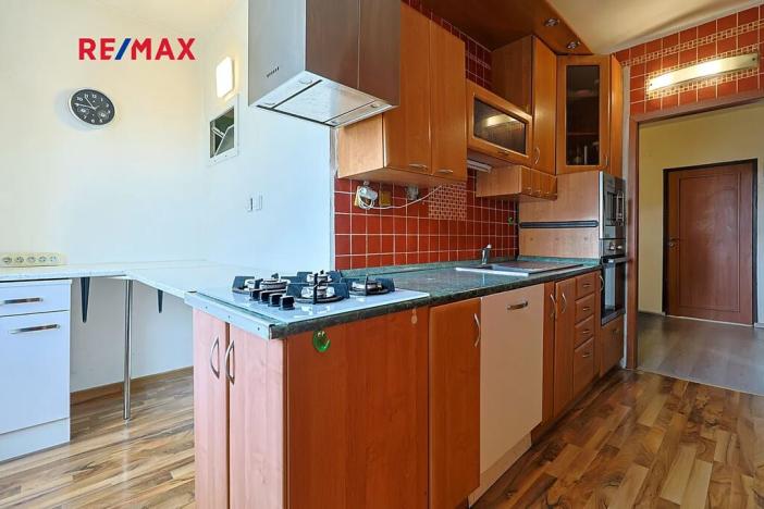 Prodej bytu 2+1, Plzeň, Komenského, 60 m2