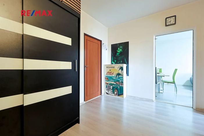 Prodej bytu 2+1, Plzeň, Komenského, 60 m2