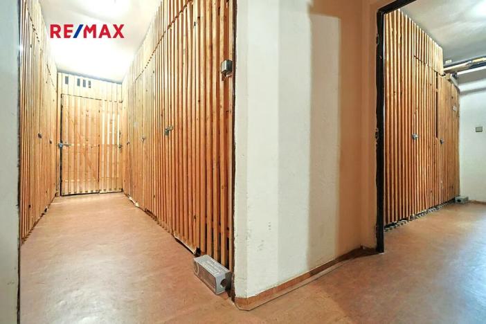 Prodej bytu 2+1, Plzeň, Komenského, 60 m2