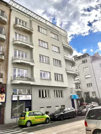 Prodej bytu 3+kk, Praha - Podolí, Podolská, 74 m2