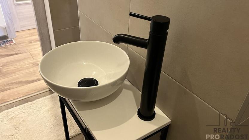 Prodej bytu 1+1, Brno, Bellova, 36 m2