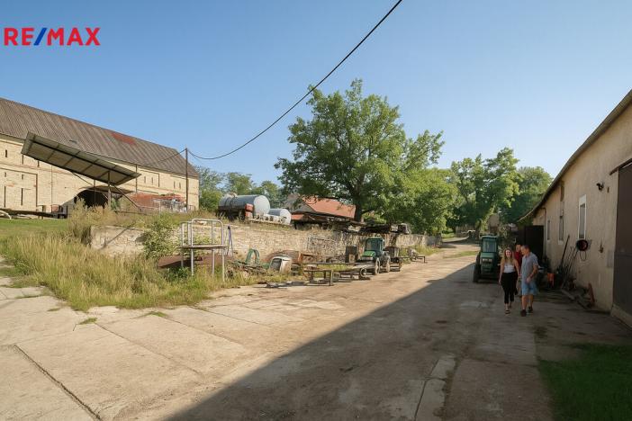 Pronájem komerční nemovitosti, Slaný, 23953 m2