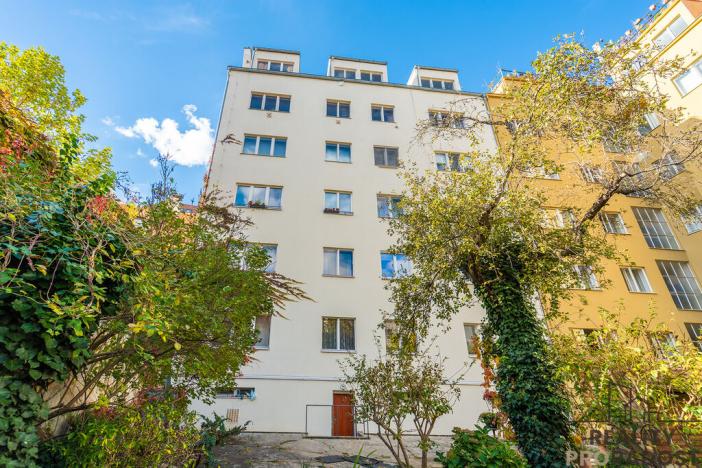 Prodej bytu 2+kk, Praha - Staré Město, Kozí, 45 m2