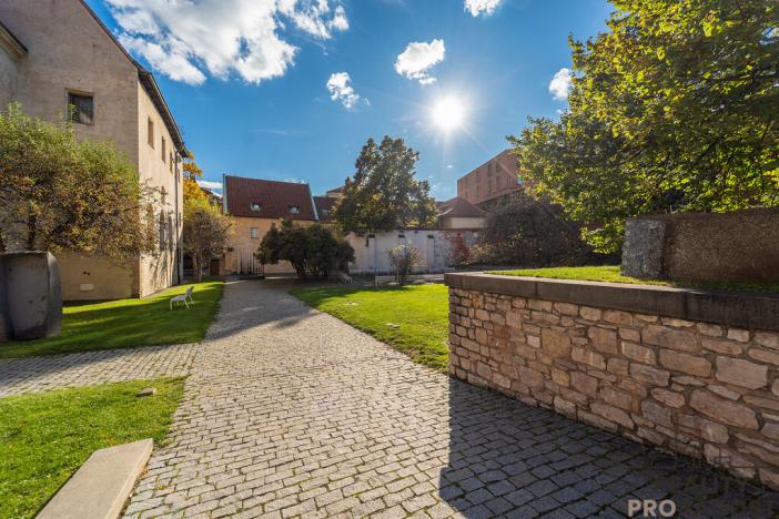 Prodej bytu 2+kk, Praha - Staré Město, Kozí, 45 m2