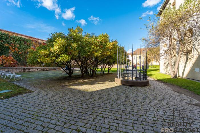 Prodej bytu 2+kk, Praha - Staré Město, Kozí, 45 m2